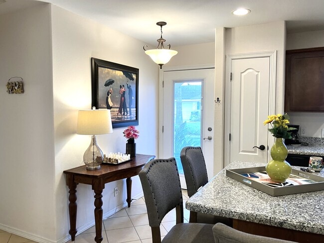 Photo - 2 S Bay Hill Dr