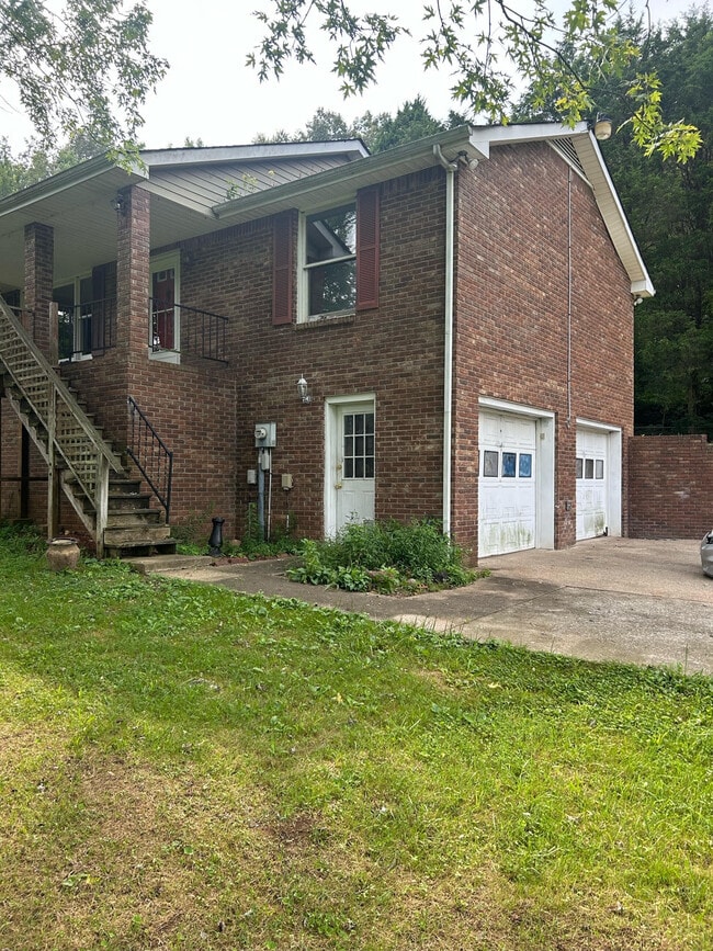Building Photo - 3816 Blooming Grove Rd Rental