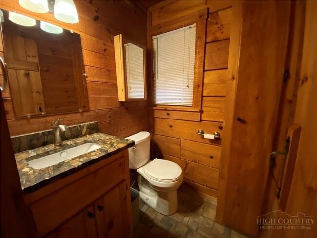 Photo - 329 Ballou Mills Rd
