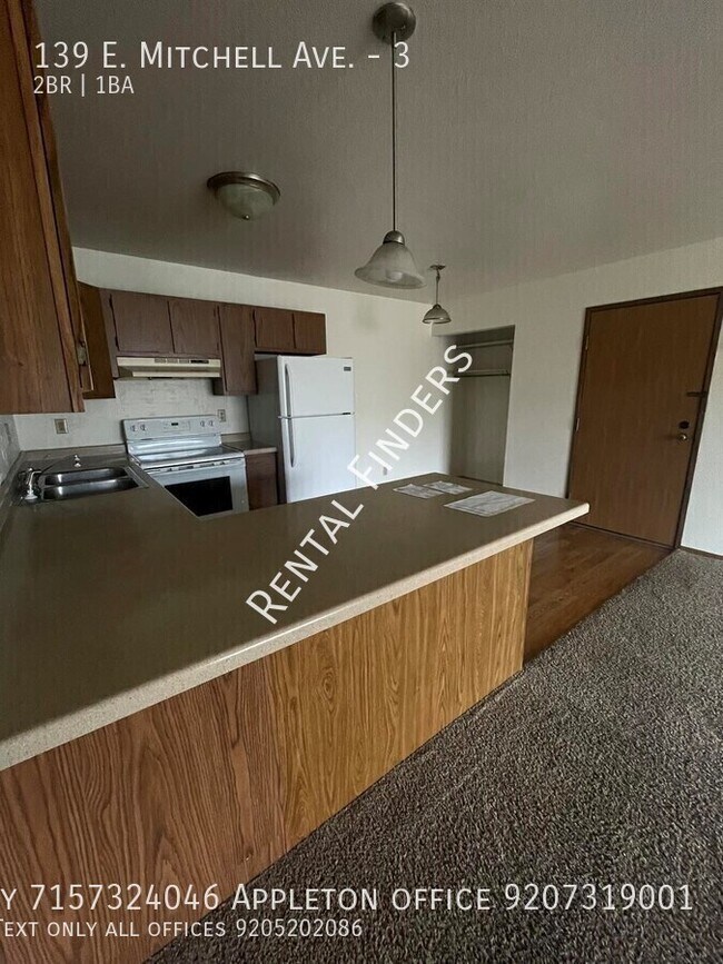 Building Photo - 139 E Mitchell Ave Unit 3