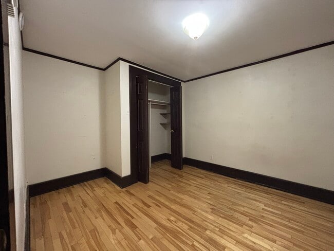 Building Photo - Apartment for Rent Unit 1