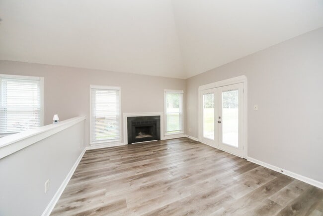 Photo - 4997 Woodberry Cove S