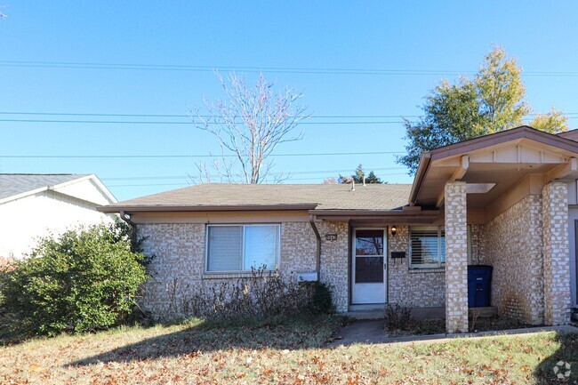 Building Photo - Walk to LaFortune Park Rental