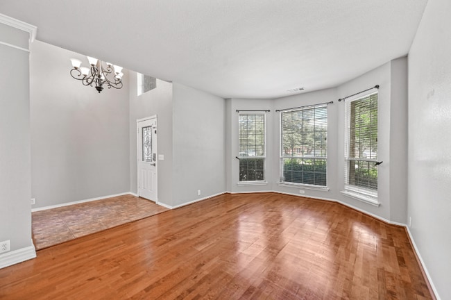 Photo - 3005 Manor Green Blvd