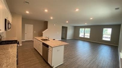 Photo - 382 Grey Falcon Ave