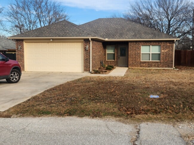 Building Photo - 437 Dunlap Ave