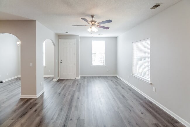 Photo - 10182 Sorrento Pl