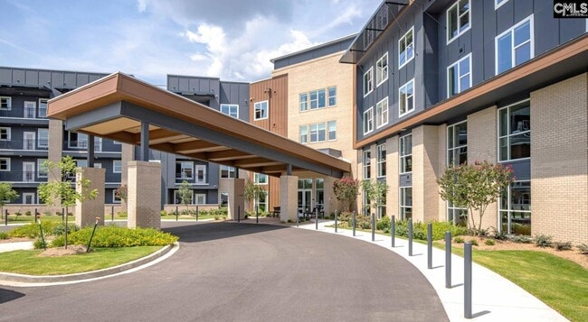 Photo - 440 Town Center Pl