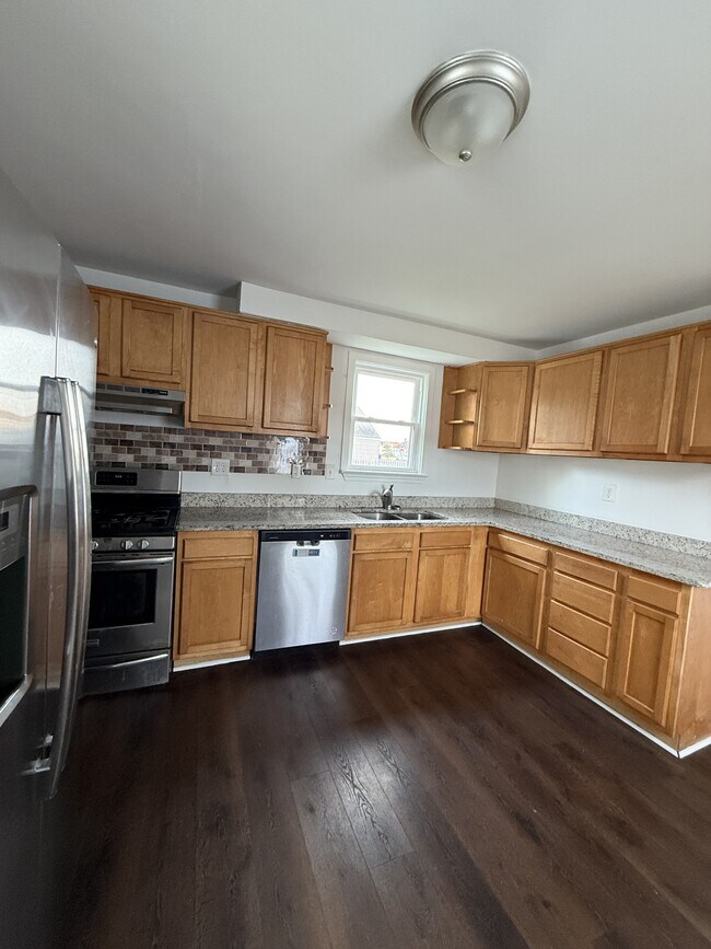 Photo - 9631 Worth St