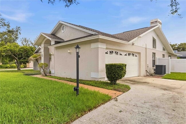 Photo - 2110 Laindale Pl