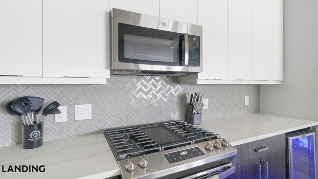 Photo - 401 W 25th St Unit 2325