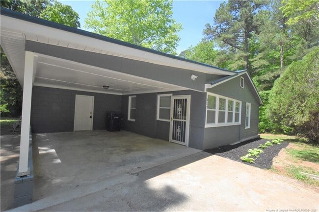 Photo - 217 Grove St