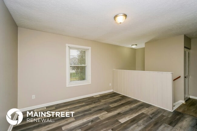 Photo - 10509 Hillpark Dr