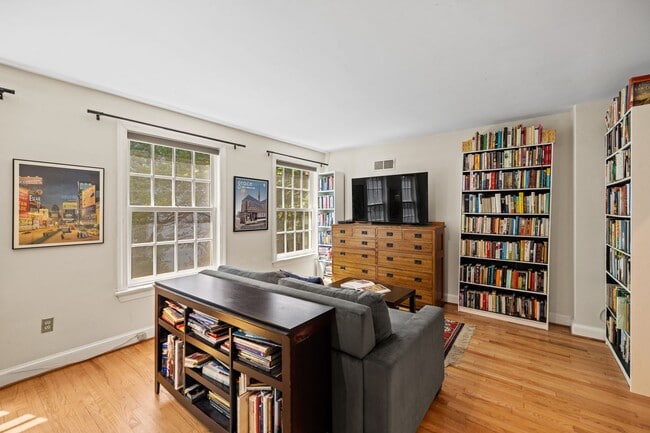 Photo - Foggy Bottom Home | 3 Bed | 2.5 Bath | 2,050 Sf | Large Private Patio