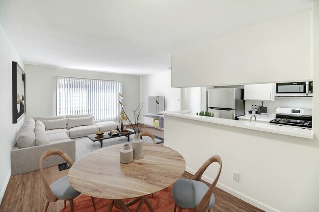 Photo - Merridy Court