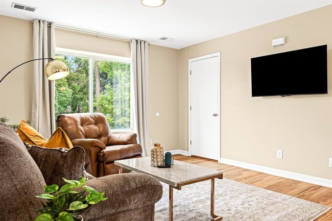 Photo - 18423 Sharon Ln Unit SI ID1032349P