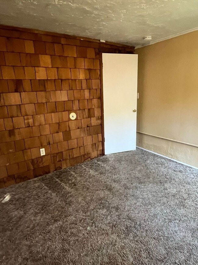 Photo - 745w3rd Unidad UP