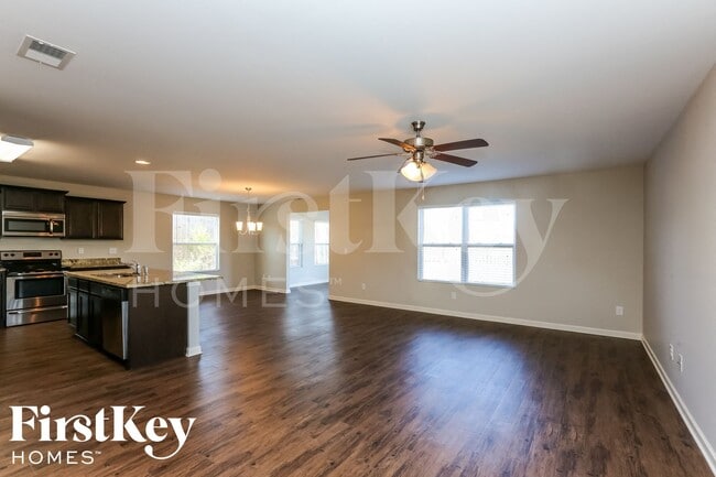 Photo - 181 Ashby St