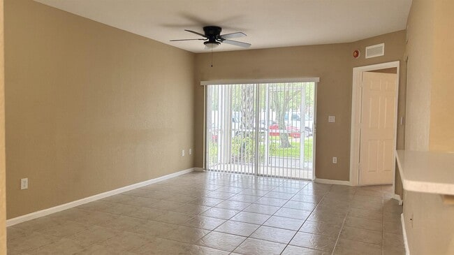 Photo - 1103 Golden Lakes Blvd Unit 1011