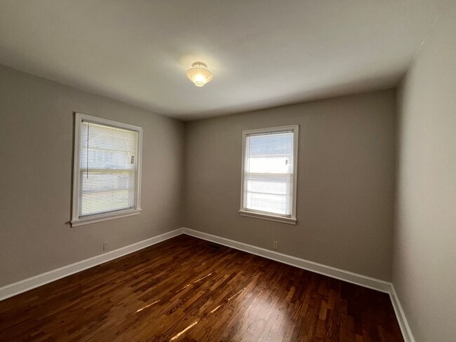 Photo - 208 Reynolds St NE Unidad B