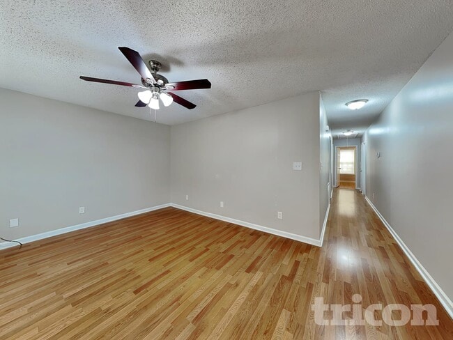 Photo - 4112 Zebulon Ave SW