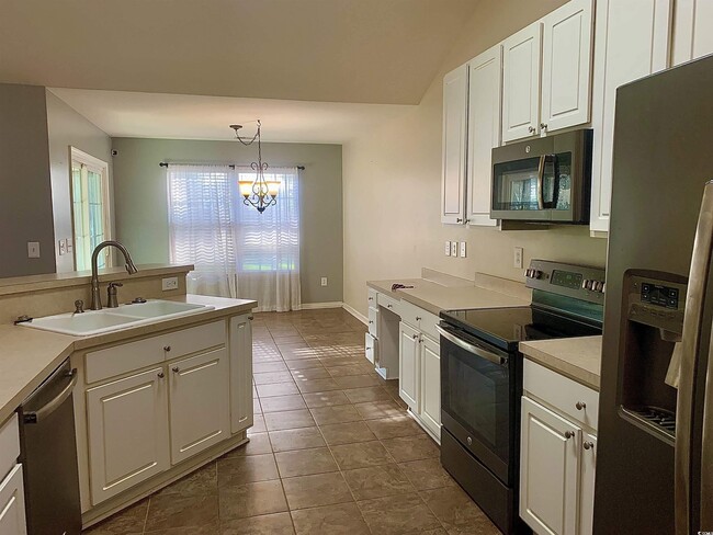 Photo - 4857 Southgate Pkwy