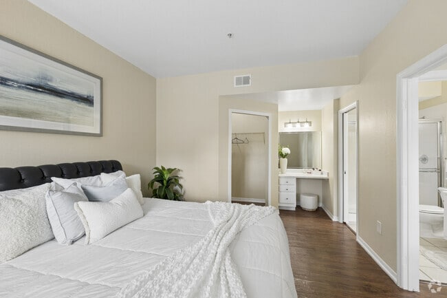 Westchase 2BR, 2BA - 1,037SF - Bedroom