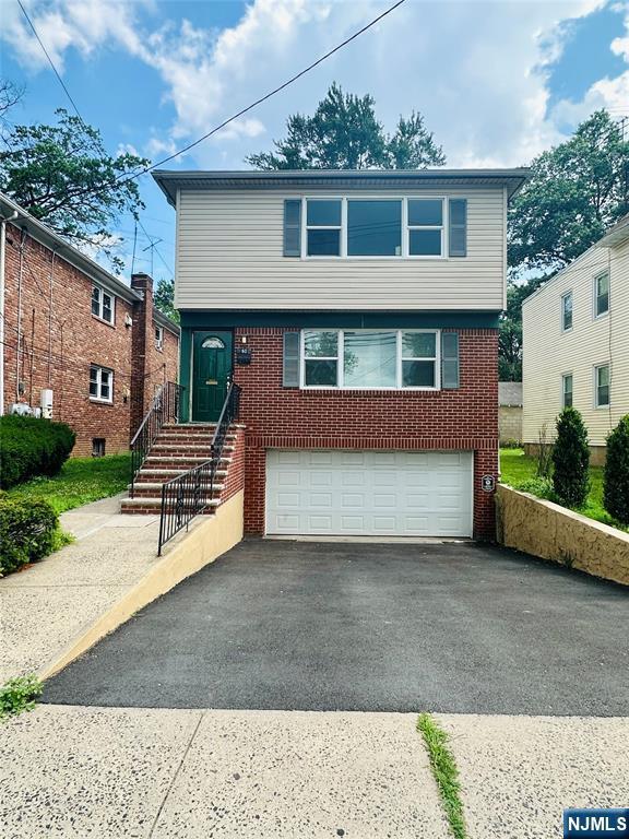 Building Photo - 60 Chester Ave Unit 1-1 Rental