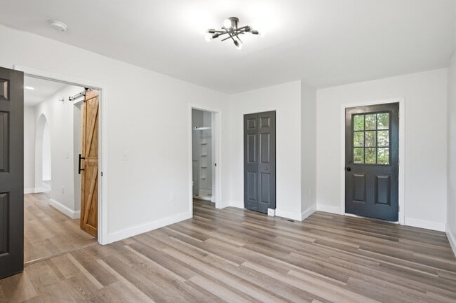 Photo - 255 Telford St