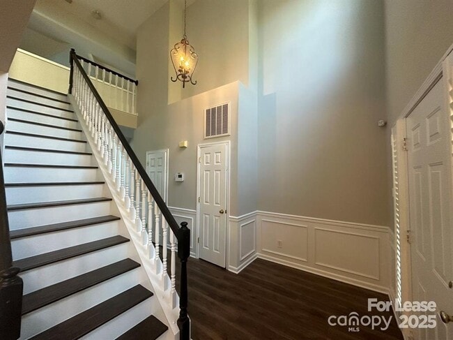 Photo - 8712 Fieldcroft Dr