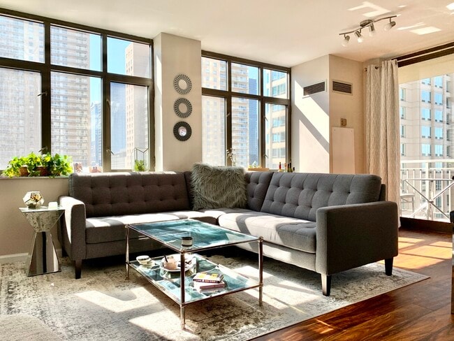 Photo - 630 N State St Unit 2207