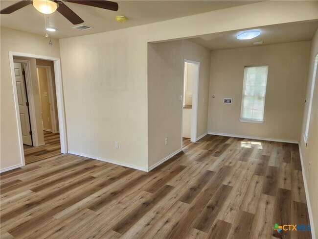 Photo - 1817 E Barton Ave