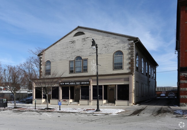 Building Photo - 710-712 Main St Rental