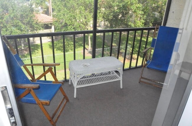 Photo - 480 NW 20th St Unit Casa Del Rio