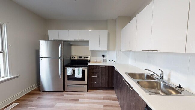 Gladstone & Bell - Gladstone & Bell