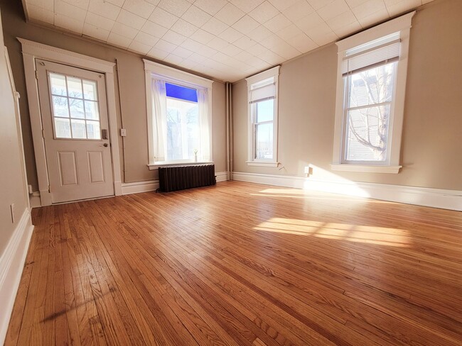 Photo - Large 2 Bedroom Side by Side Duplex Unit J&A 230 West