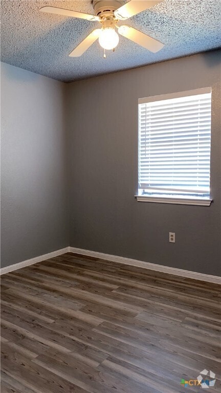 Building Photo - 3901 Pilgram Dr Rental