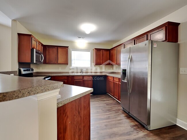 Photo - 8931 High Cotton Ct