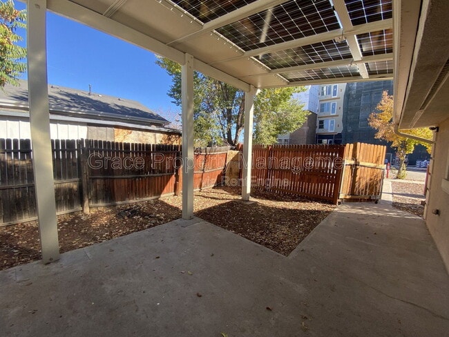 Photo - 2125 S Acoma St Casa Adosada