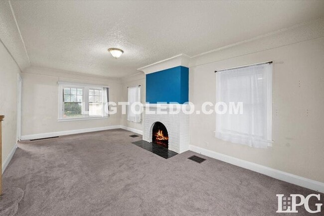 Photo - 1579 Colton St