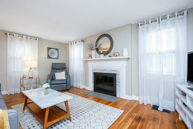 Photo - 250 Edendale St