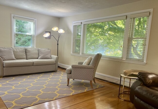 Photo - 113 Cambridge St