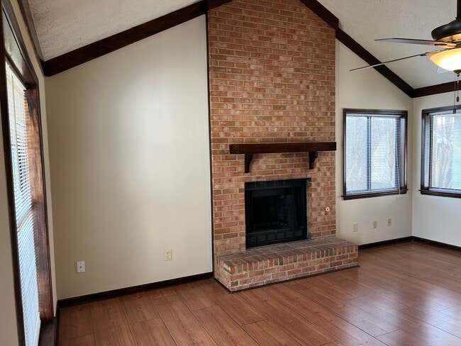 Photo - Woodmere bungalow