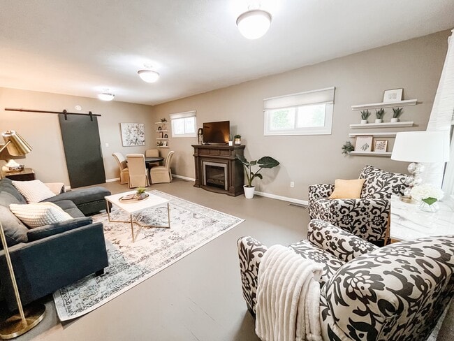 Photo - 2802 Linden Ave