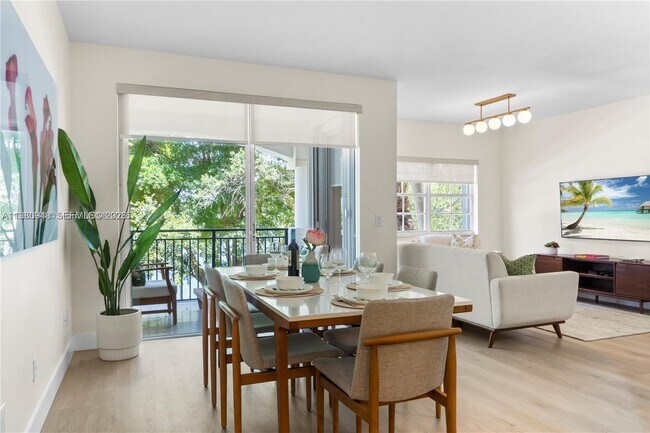 Photo - 3255 NE 184th St Unidad 12310