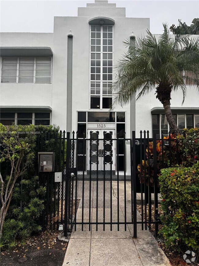 Building Photo - 1525 Meridian Ave Unit 206 Rental