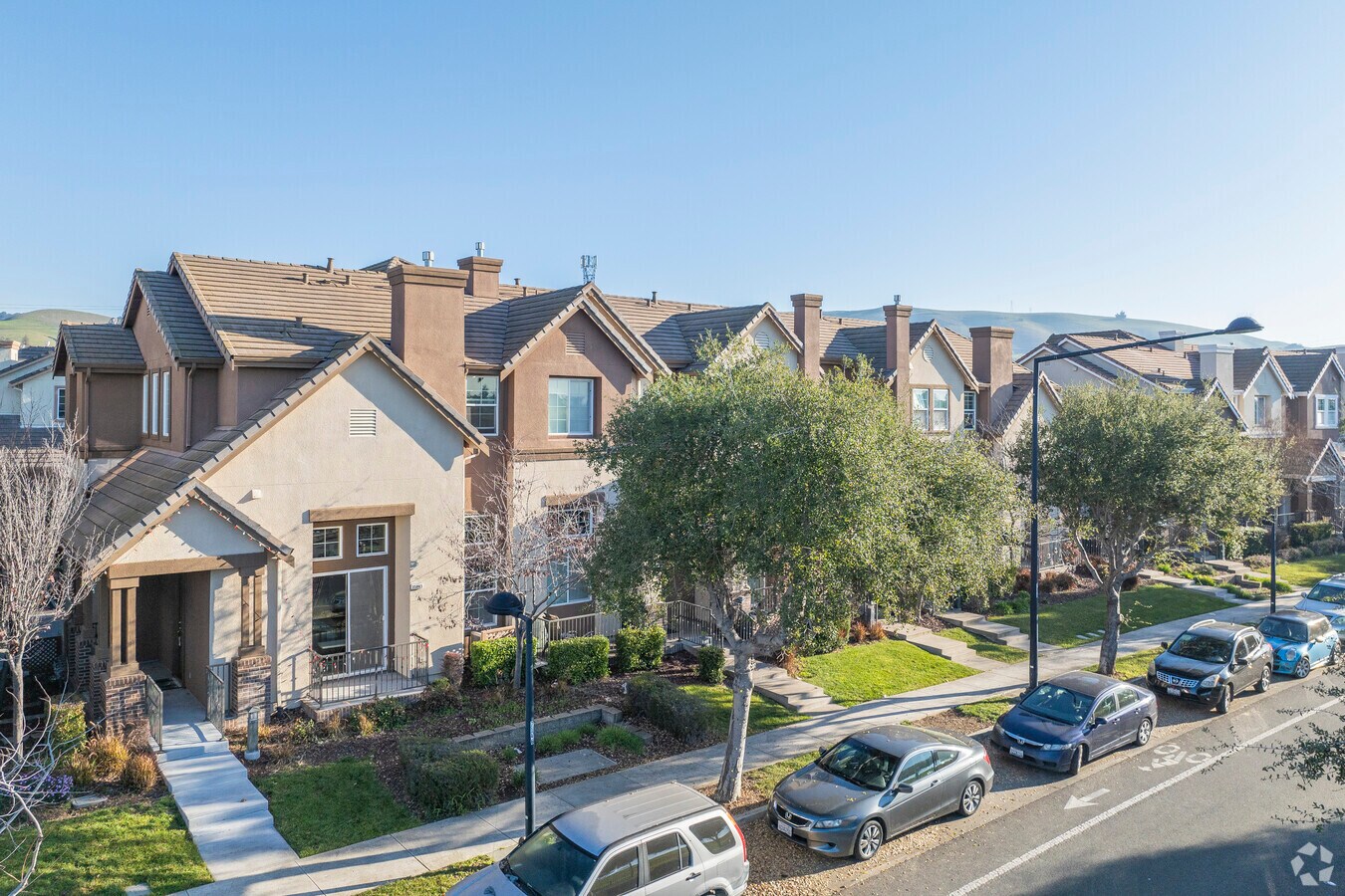 Primary - Pacific Terrace Apartments