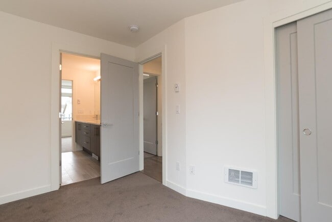 Photo - 2008 NW 59th St