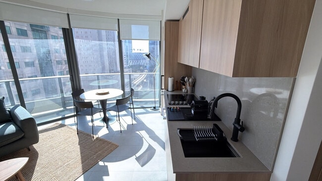 Photo - 121 NE 5th St Unit SI FL32-ID1502196P