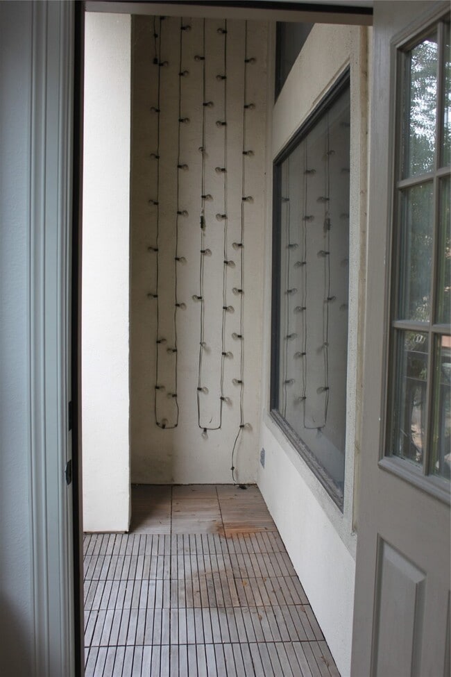 Building Photo - 4402 Lillian St Unit 6